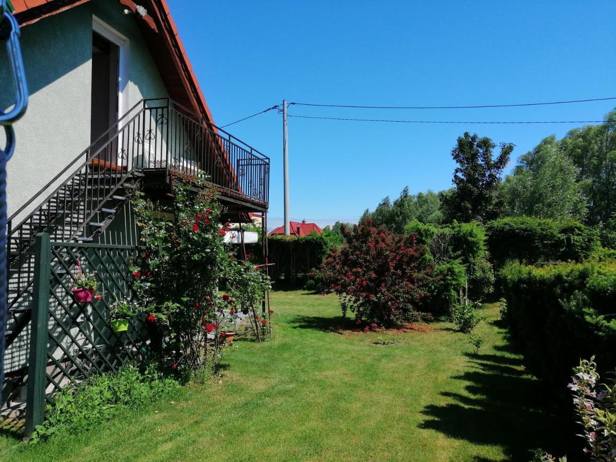 Apartamento Ogrodowe Zacisze Stegna  Exterior foto